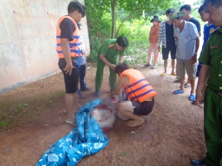 Công an Tây Ninh: Tìm được bé trai gặp nạn rơi xuống kênh tử vong