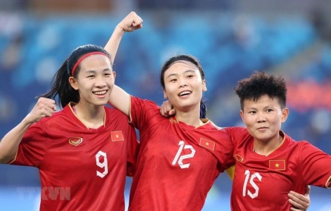 Đội tuyển Nữ Việt Nam tạm lên ngôi đầu sau 'cơn mưa bàn thắng'