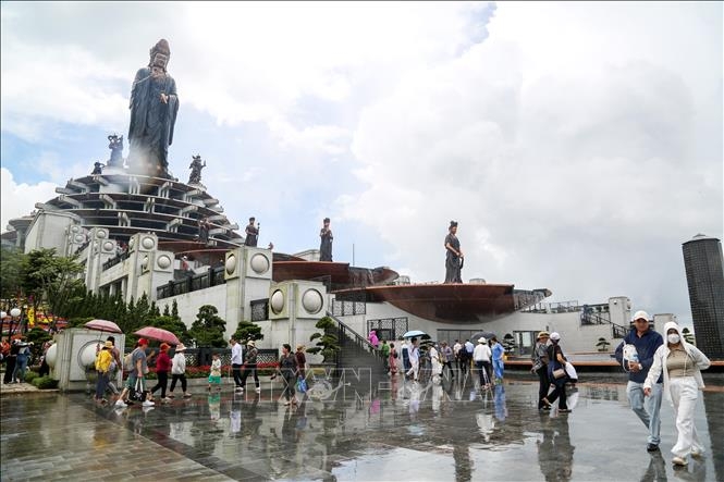 Đưa du lịch Tây Ninh cất cánh vươn xa