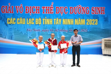 Kết thúc giải vô địch Thể dục dưỡng sinh các Câu lạc bộ tỉnh Tây Ninh năm 2023