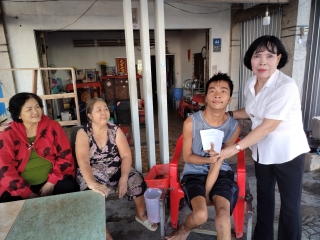 Bạn đọc Báo Tây Ninh hỗ trợ 2 hoàn cảnh khó khăn ở phường Hiệp Tân, thị xã Hòa Thành