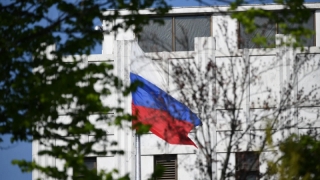 Mỹ trục xuất hai nhà ngoại giao Nga, Moscow phản ứng gay gắt