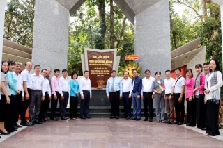 Lãnh đạo Tỉnh uỷ Hậu Giang và Học viện Chính trị khu vực II về nguồn tại Tây Ninh