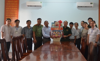 Tân Châu: Lãnh đạo tỉnh, huyện chúc mừng lễ Sen Dolta của đồng bào Khmer ấp Tân Châu xã Tân Phú
