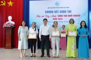 Bà Lê Thị Hà đoạt giải Nhất