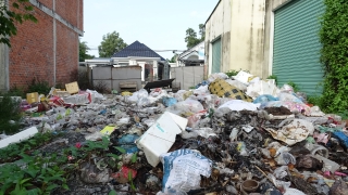 Xã Thành Long, huyện Châu Thành: Người dân lại bức xúc về rác tồn phía sau chợ Hoà Bình