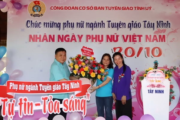 “Ngày hội vui” cùng phụ nữ ngành Tuyên giáo Tây Ninh