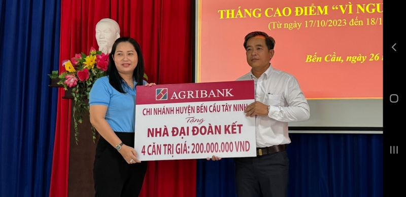 Bến Cầu phát động tháng cao điểm “Vì người nghèo” năm 2023