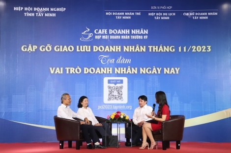 Toạ đàm “Vai trò doanh nhân ngày nay”