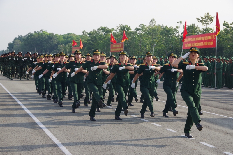 Sư đoàn 5: Thi đua huấn luyện giỏi chào mừng ngày truyền thống đơn vị