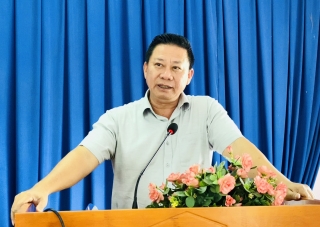 Chủ tịch UBND tỉnh Nguyễn Thanh Ngọc tiếp xúc cử tri phường 1