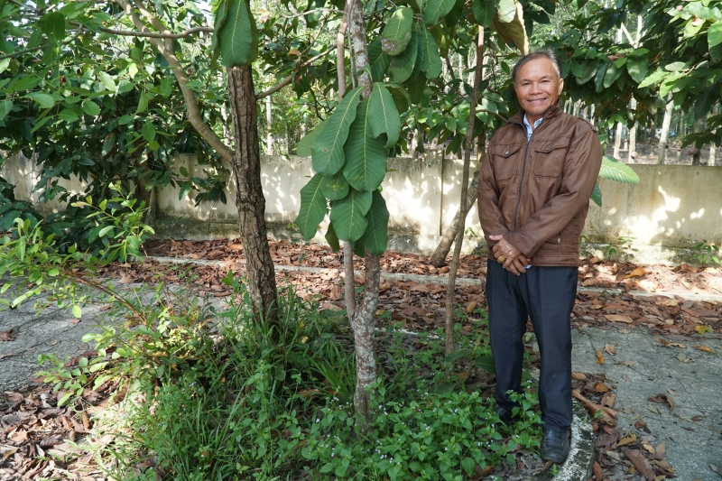 Về thăm “Cây Ba Thứ”