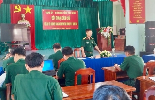 Chính uỷ Bộ CHQS tỉnh Nguyễn Thanh Phong:  Đối thoại với cán bộ, chiến sĩ Ban CHQS huyện Tân Biên