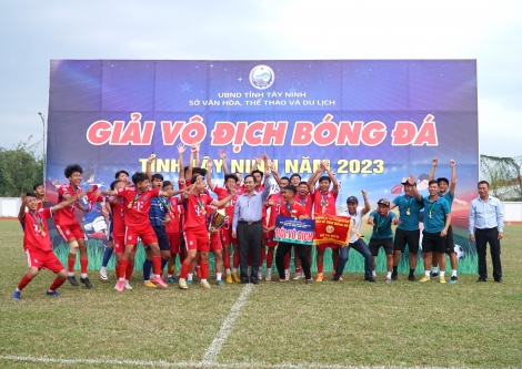Đội huyện Gò Dầu đoạt chức vô địch