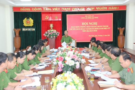 Công an Tây Ninh: Phát động phong trào thi đua hoàn thành chỉ tiêu kích hoạt tài khoản định danh điện tử