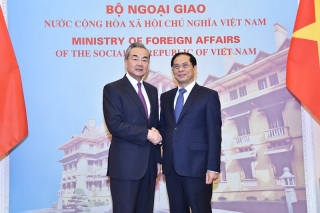 Tiếp tục thúc đẩy làm sâu sắc và nâng tầm quan hệ song phương Việt Nam - Trung Quốc