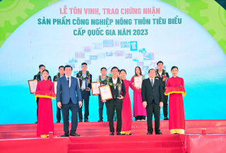 Bánh tráng Tân Nhiên được chứng nhận sản phẩm công nghiệp nông thôn tiêu biểu cấp quốc gia năm 2023