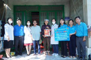 Công đoàn Ngành Y tế tỉnh Tây Ninh: Nhiều hoạt động ý nghĩa trong công tác dân vận đợt 2 tại xã Long Phước