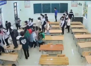 Cô giáo ở Tuyên Quang bị học sinh dồn vào góc lớp nhận kỷ luật cảnh cáo