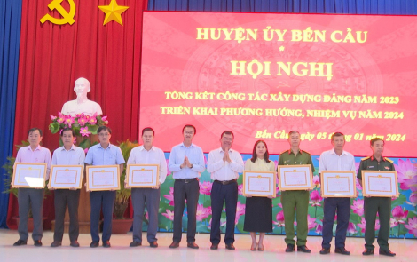 Bến Cầu tổng kết công tác xây dựng Đảng năm 2023