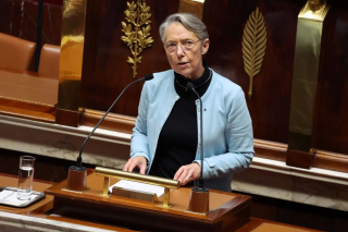 Thủ tướng Pháp Elisabeth Borne từ chức, ai sẽ là người kế nhiệm?