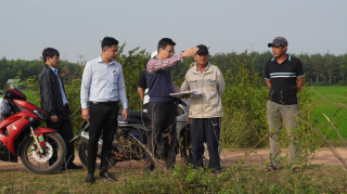 Tân Biên: Giao đất cho hộ nghèo tại xã Hoà Hiệp