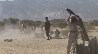 Houthi phóng tên lửa vào tàu Mỹ ở Vịnh Aden sau đòn tấn công mới của Mỹ