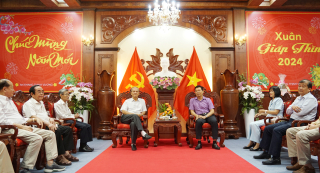 Ban Liên lạc Hội đồng hương Tây Ninh tại Thành phố Hồ Chí Minh chúc tết lãnh đạo tỉnh