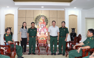 Phó Tư lệnh, Tham mưu trưởng Quân khu 7 chúc tết tỉnh Tây Ninh