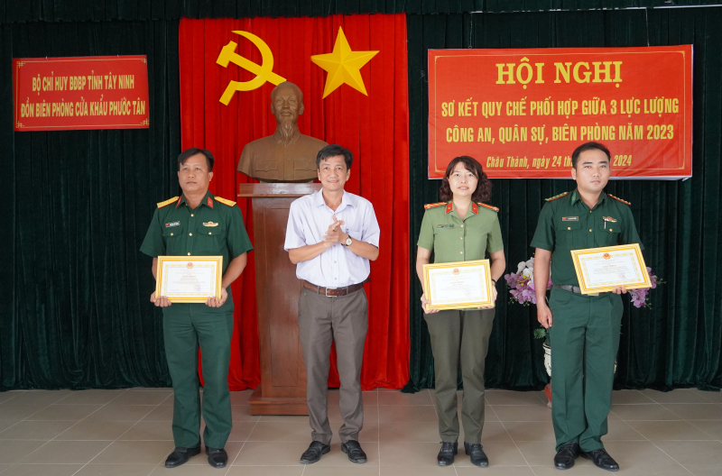 Châu Thành: Lực lượng Công an, Quân sự, Biên phòng phối hợp quản lý, bảo vệ vững chắc chủ quyền, an ninh biên giới Quốc gia