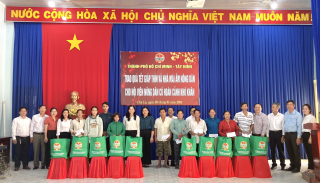 100 hộ hội viên nông dân nghèo Dương Minh Châu được trao quà Tết và nhà Mái ấm