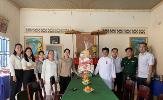Lãnh đạo huyện Gò Dầu: Thăm, tặng quà tết cho 51 cơ sở tôn giáo