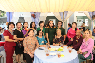 Hội LHPN tỉnh tổ chức gặp gỡ các nữ nguyên lãnh đạo tỉnh, Hội