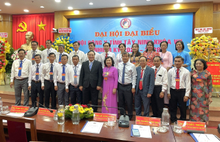 Bác sĩ CKII Ngô Kim Thuận tái đắc cử Chủ tịch Hội Đông y tỉnh
