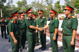 Thượng tướng Võ Minh Lương- Thứ trưởng Bộ Quốc phòng: Thăm, chúc tết cán bộ, chiến sĩ Sư đoàn 5