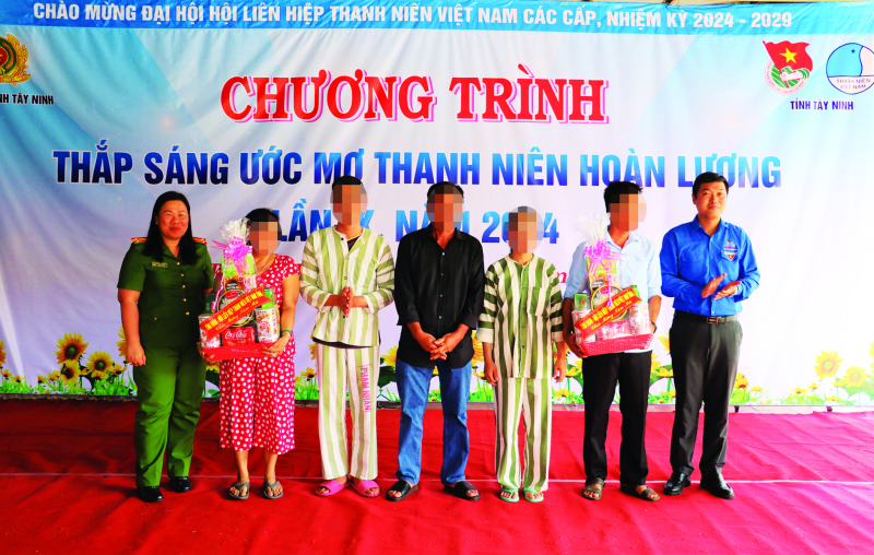 Thắp sáng ước mơ thanh niên hoàn lương - Một chương trình đầy ý nghĩa nhân văn