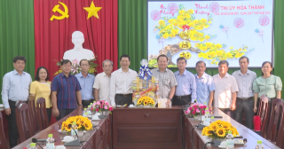 Phó Bí thư Tỉnh uỷ Nguyễn Mạnh Hùng thăm, chúc tết tại thị xã Hoà Thành