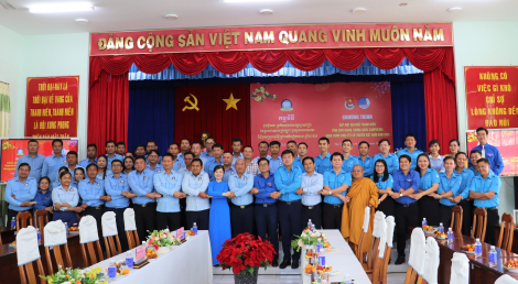 Liên đoàn Thanh niên Campuchia tỉnh Svay Rieng thăm và chúc tết tuổi trẻ Tây Ninh