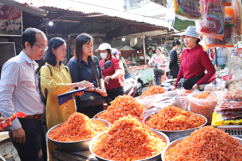 Sở Công Thương Tây Ninh khảo sát tình hình dự trữ hàng hoá thiết yếu