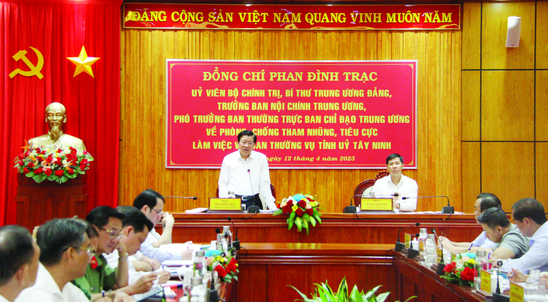 Góp phần xây dựng Đảng ngày càng trong sạch, vững mạnh