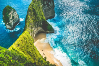 Khám phá Listing khách sạn đẹp, có hồ bơi ở Bali trên ứng dụng Traveloka