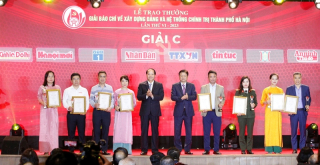 Hà Nội trao thưởng Giải Báo chí về xây dựng Đảng lần thứ VI