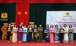 Công an Tây Ninh: Họp mặt ngày Quốc tế Phụ nữ 8.3