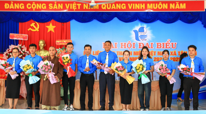 Điểm tin địa phương