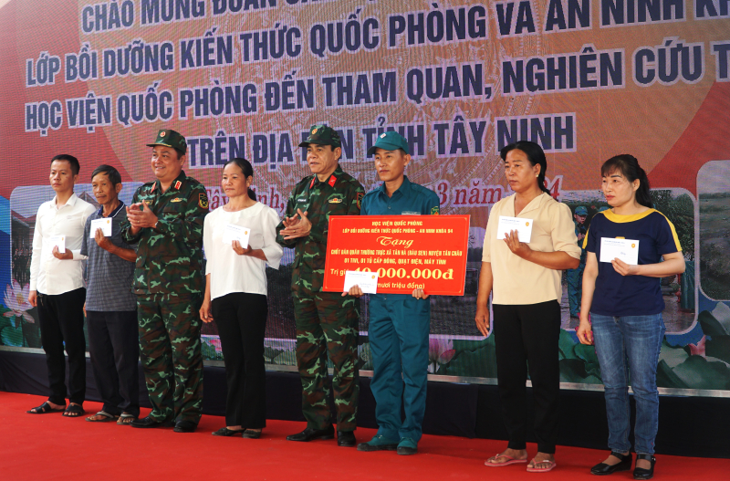 Đoàn công tác Học viện Quốc phòng thăm và làm việc tại Tây Ninh