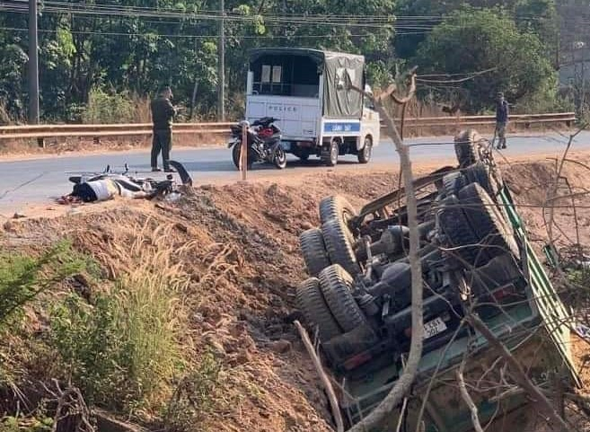 Tai nạn giao thông giữa xe tải ben và mô tô, một người tử vong tại chỗ