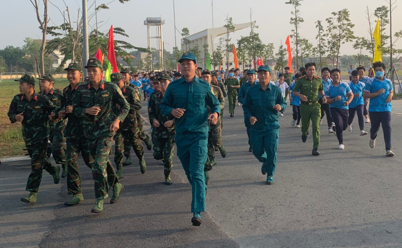 Bến Cầu tổ chức lễ phát động cuộc vận động “Toàn dân rèn luyện thân thể theo gương Bác Hồ vĩ đại”