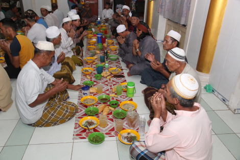 Rộn ràng lễ Ramadan của người Hồi giáo
