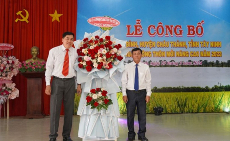 An Bình đạt chuẩn xã nông thôn mới nâng cao