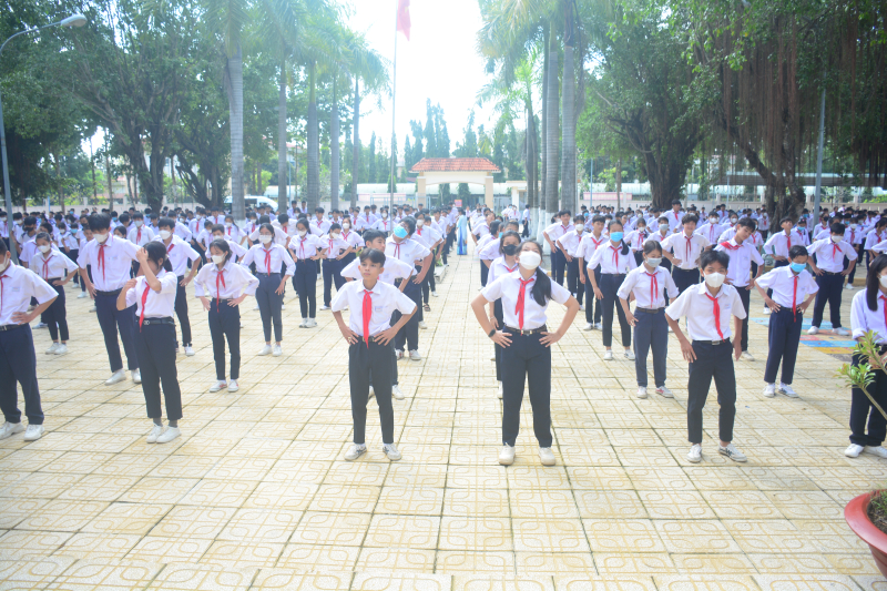 Góp ý việc kiểm định chất lượng giáo dục đối với trường phổ thông nhiều cấp học